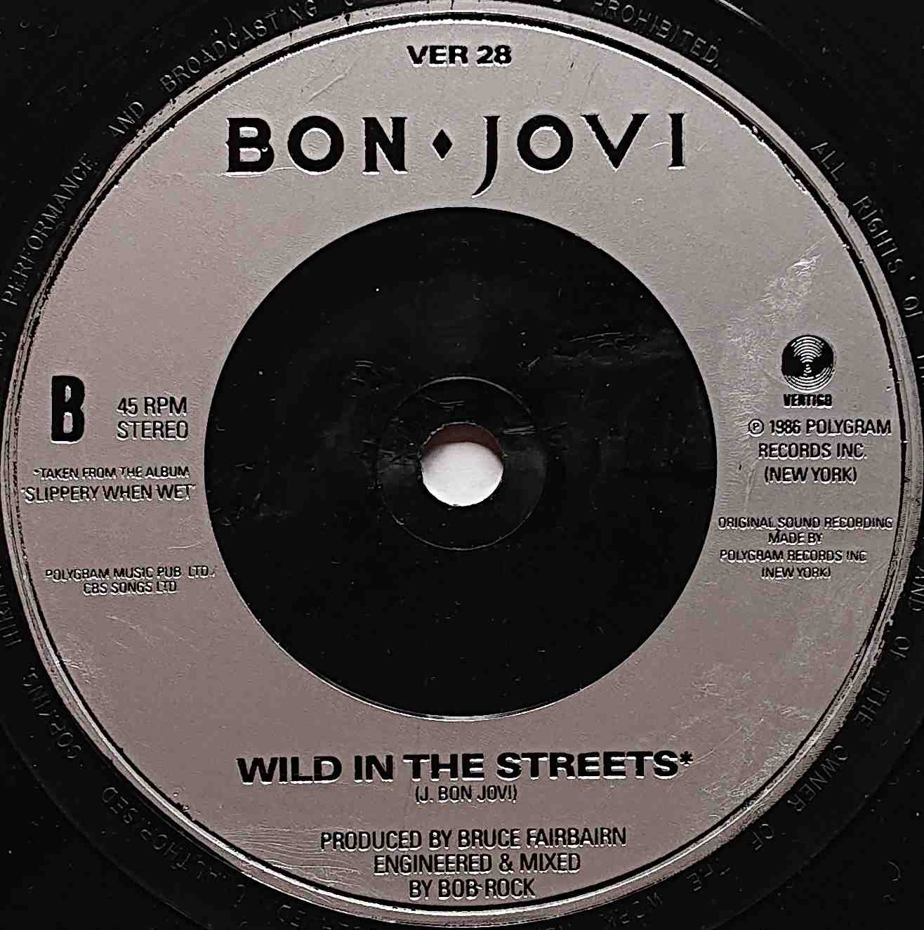 VER 28 Livin' on a prayer Bon Jovi  Label